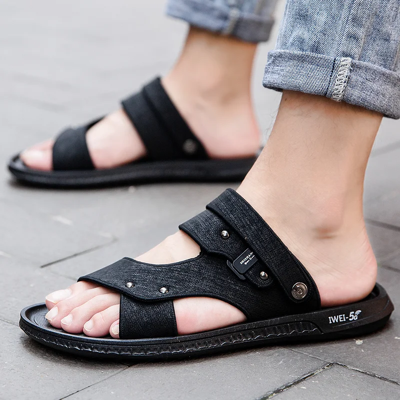 Trendy outdoor beach sandals for sports and driving. Non-slip, dual-use design. Perfect for beach days, activities and e — photo 5