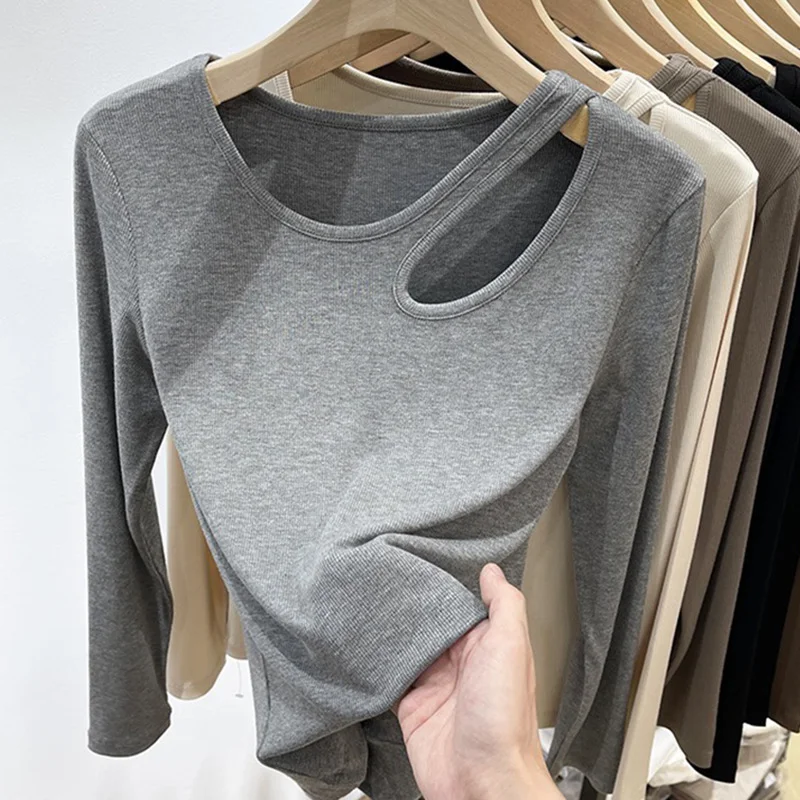 Round Neck Collarbone Bottoming Shirt Women's Hollow Long Sleeve T-shirt — photo 3