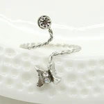 Anel Ajustável com Abertura, Estrela do Mar Flor com Strass, Joia Feminina, Design Articulado, Brilho e Elegância para um Look Sofisticado — foto 5