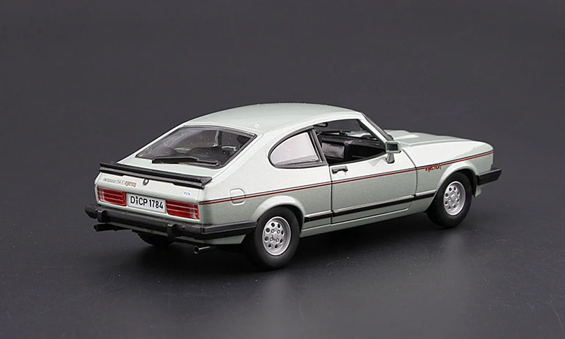 Title 8, Miniatura de Carro Ford Capri 1982 em Liga Mode...