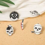 Broche de caveira com cabeça de gato preto, horror, metalizada, distintivo. Adicione um toque gótico à sua jaqueta, bolsa ou lapela. — foto 17