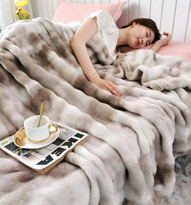 Title 5, Multicolor Printed Bubble Velvet Blanket, a Nap...