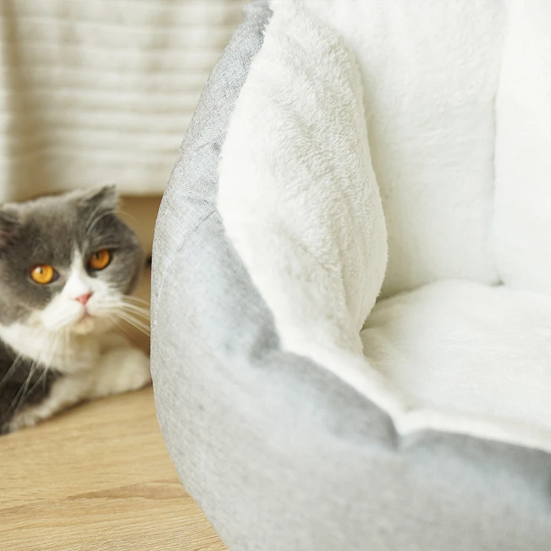 Enclosed Space Capsule Cat House, offering a secure and comfortable retreat. Innovative design for feline relaxation, sa — photo 12