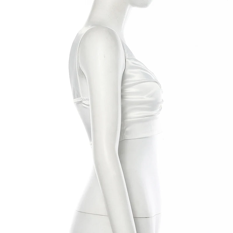Short vest with shoulder straps for a stylish and versatile look. Comfortable to wear and perfect for layering. Add this — photo 9