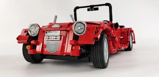 Title 6, Build a Classic Car Model with 110 Blocks. Enjo...