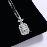 Colar feminino com pingente retangular, corrente clavícula de moda luxuosa e acessível. Adicione elegância ao seu visual com este acessório. — foto 1