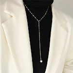 Colar de pérolas e renda em aço inoxidável luxuoso. Adicione um toque de sofisticação a qualquer look com este colar versátil e elegante. — foto 13