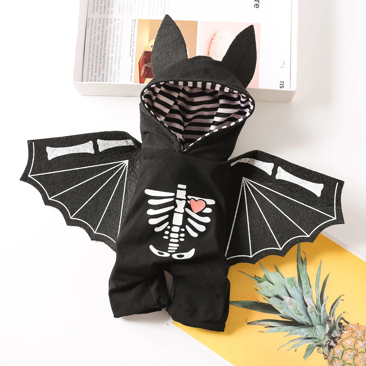 Title 7, Black Bat Dog Clothes Dress up your dog for Hal...