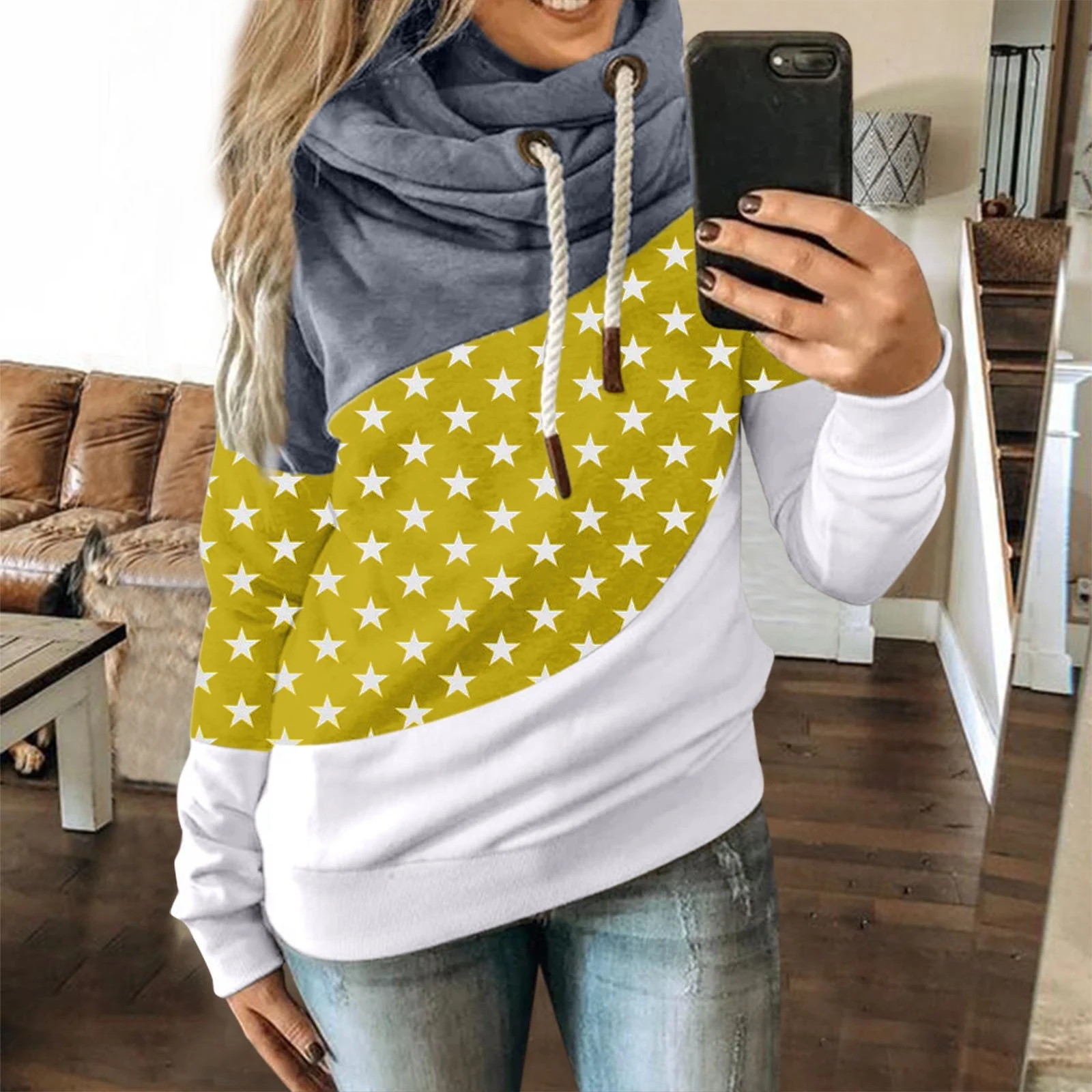 Moletom estampado com gola cachecol — foto 1