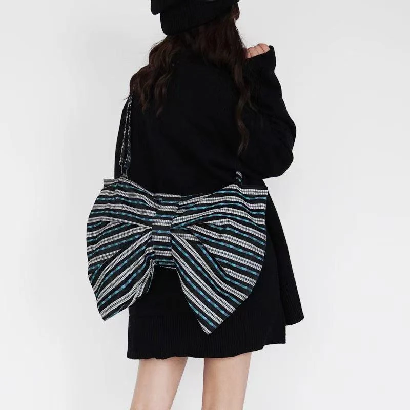 Bolsa de Ombro Feminina com Laço — Grande Capacidade, Personalidade Única, Perfeita para o Dia a Dia, Oferecendo Conforto e Estilo Elegante — foto 7