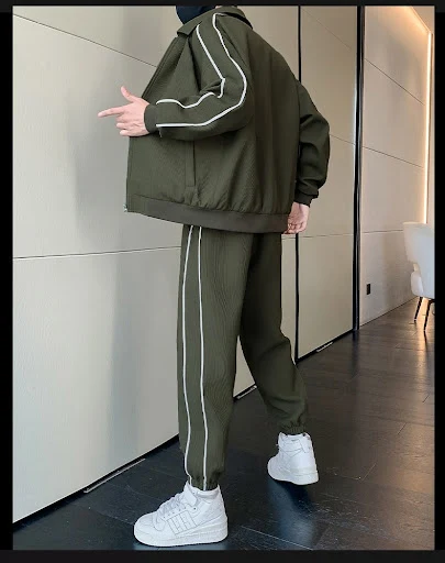 Title 7, Three-Dimensional Grid Mens Leisure Sports Sui...