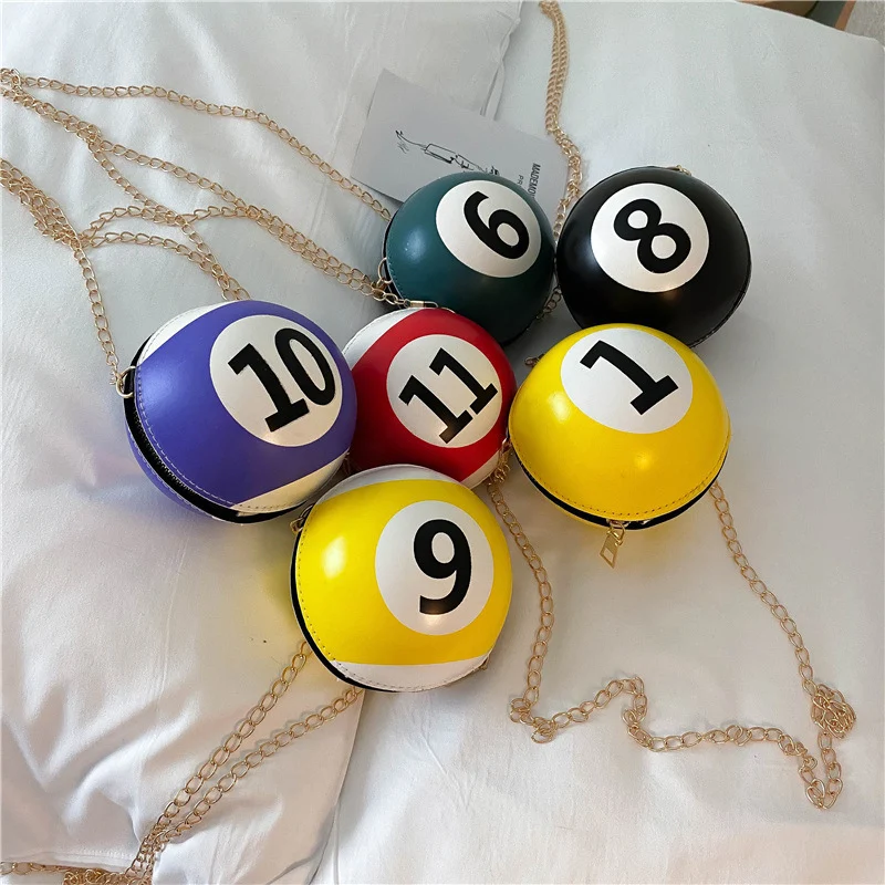 Mini Bolsa com Corrente, Perfeita para um Look Elegante. Bolsa de Ombro Pequena e Redonda. Charmosa Carteira de Moedas. Bolsa Messenger para Levar o Essencial. — foto 9