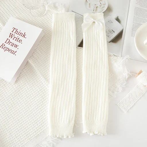 Title 6, Cute Bow Solid Color Foot Sock