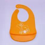 Babador de silicone com estampas de desenhos animados para bebês, à prova d'água e fácil de limpar, perfeito para refeições. — foto 18