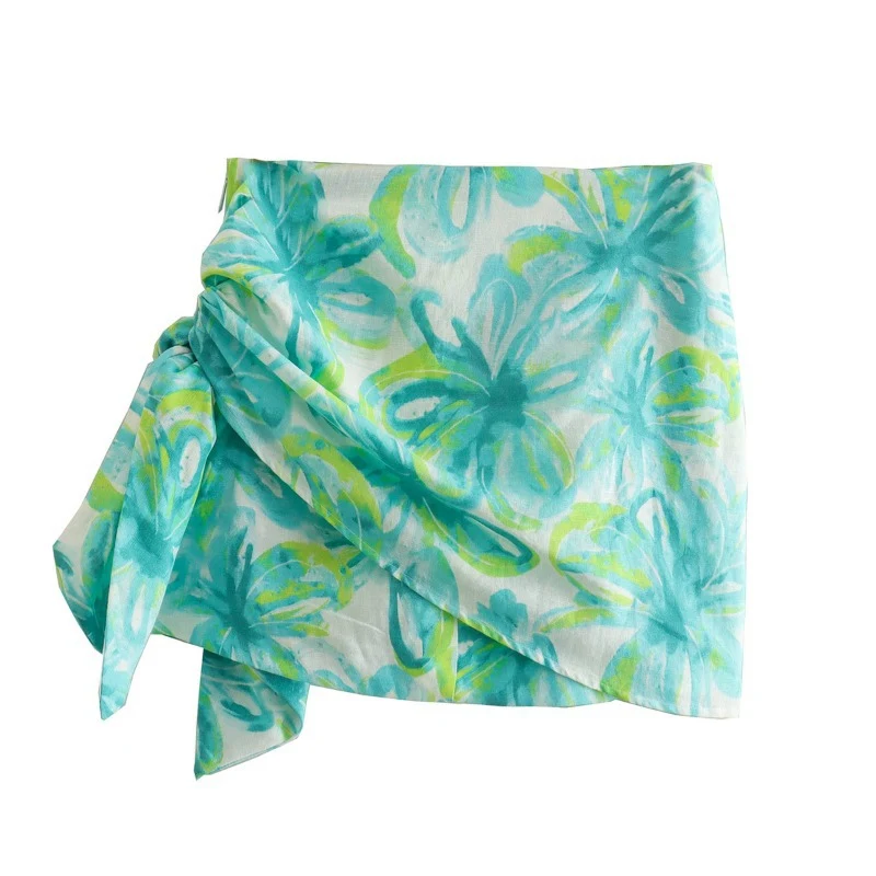 Minissaia envelope de linho com estampa tropical para mulheres, perfeita para o verão. Leve, fresca e estilosa, para um visual elegante. — foto 6