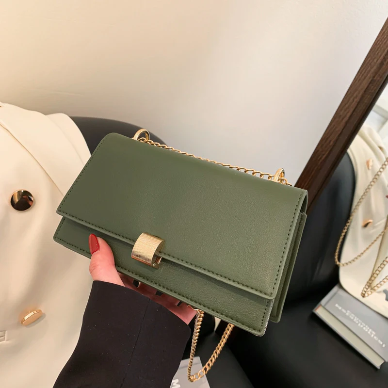 Bolsa coreana pequena transversal de ombro, estilo ocidental, com corrente, quadrada e fashion para o dia a dia. — foto 13