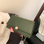 Bolsa coreana pequena transversal de ombro, estilo ocidental, com corrente, quadrada e fashion para o dia a dia. — foto 13