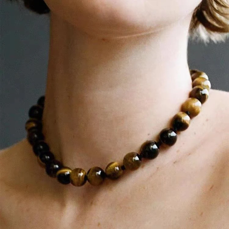 Colar de contas de olho de tigre Cool Style para casais, com contas redondas naturais. Charme e estilo para compartilhar momentos especiais. — foto 5