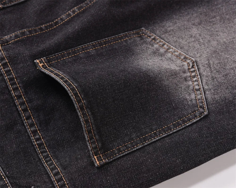 Title 2, Gerade Jeanshose für Herren Stilvolle Denim-Hos...