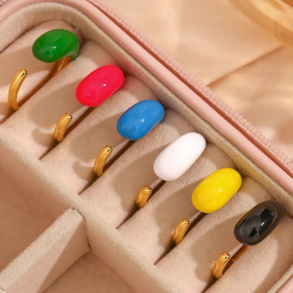 Anel Brilhante com Design de Gota de Água com Interesse Especial. Um acessório elegante e sofisticado para um visual marcante e único. — foto 8