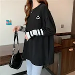 Camiseta feminina com estampa de comprimento médio e design solto — foto 20