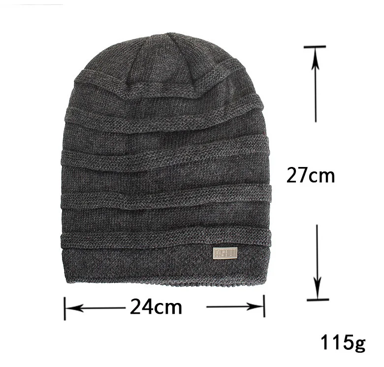 Title 1, Gorro de tricô com barra horizontal de ferro, e...