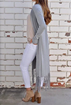 Title 5, Damen-Cardigan mit langen Ärmeln und Fransen