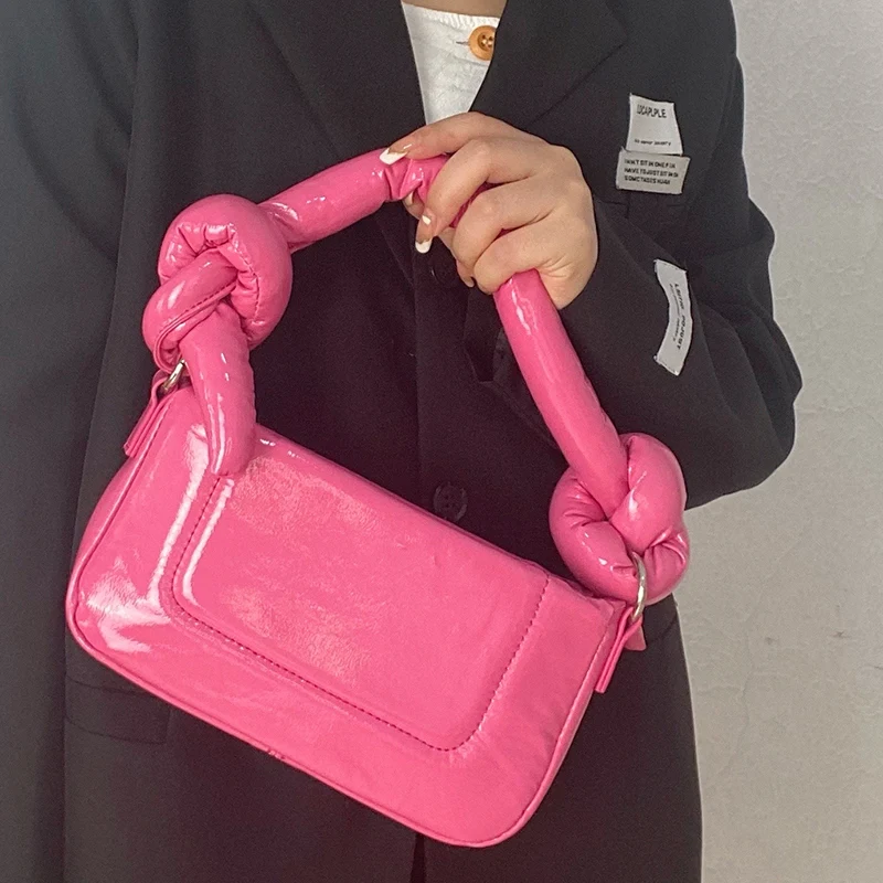 Korean Version Of The Niche Design Trendy Retro Square Soft. Experience the perfect blend of style and comfort with this — photo 5