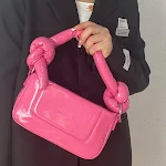 Korean Version Of The Niche Design Trendy Retro Square Soft. Experience the perfect blend of style and comfort with this — photo 5