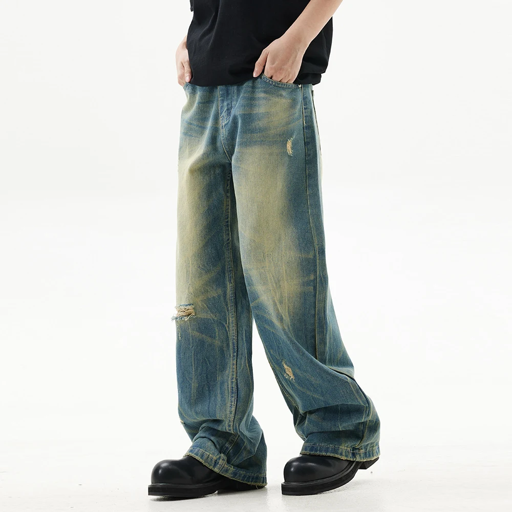 Title 17, Washed and Worn Ripped Jeans for Men and Women