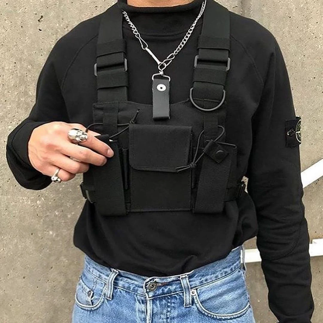 Multifunctional Hip Hop Tactical Tooling Vest Style Chest Bag. Carry essentials with ease, style, and comfort in this ve — photo 1