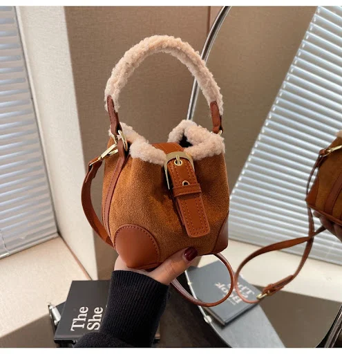 Title 10, Womens Shoulder Bag Casual Retro Plush Portabl...