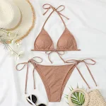 Modieuze bikini met split bandage design, sexy badpak. Perfect voor de zomer, strand en zwembad. Geniet van de zon in deze stijlvolle bikini. — foto 13